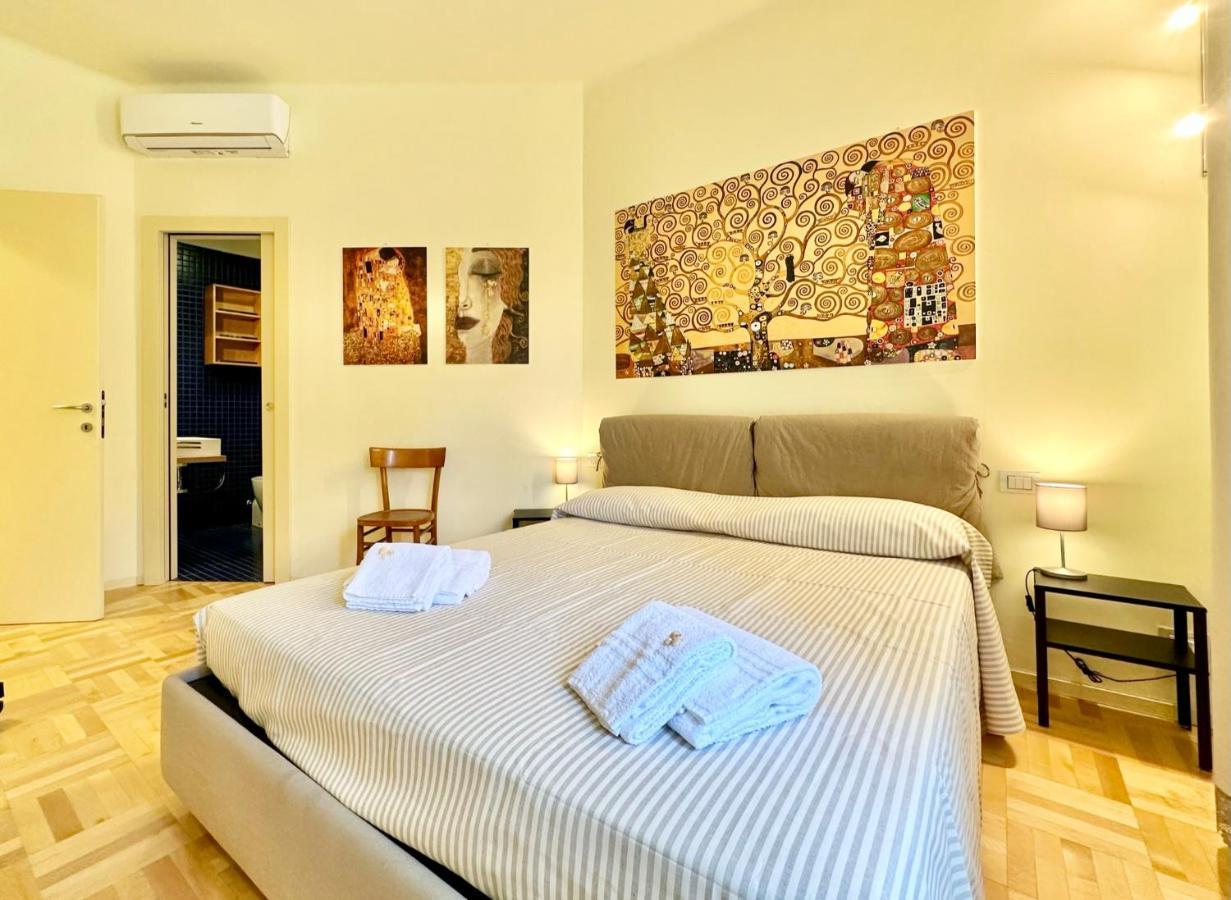 Hostdomus - Casa Corallo Alassio Buitenkant foto